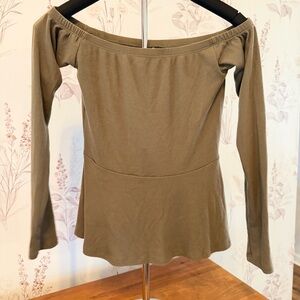 Women’s G by Guess Off-Shoulder Top Size S